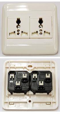 Receptacle UniWF6N2R4S DBL universal receptacle FOR 250V